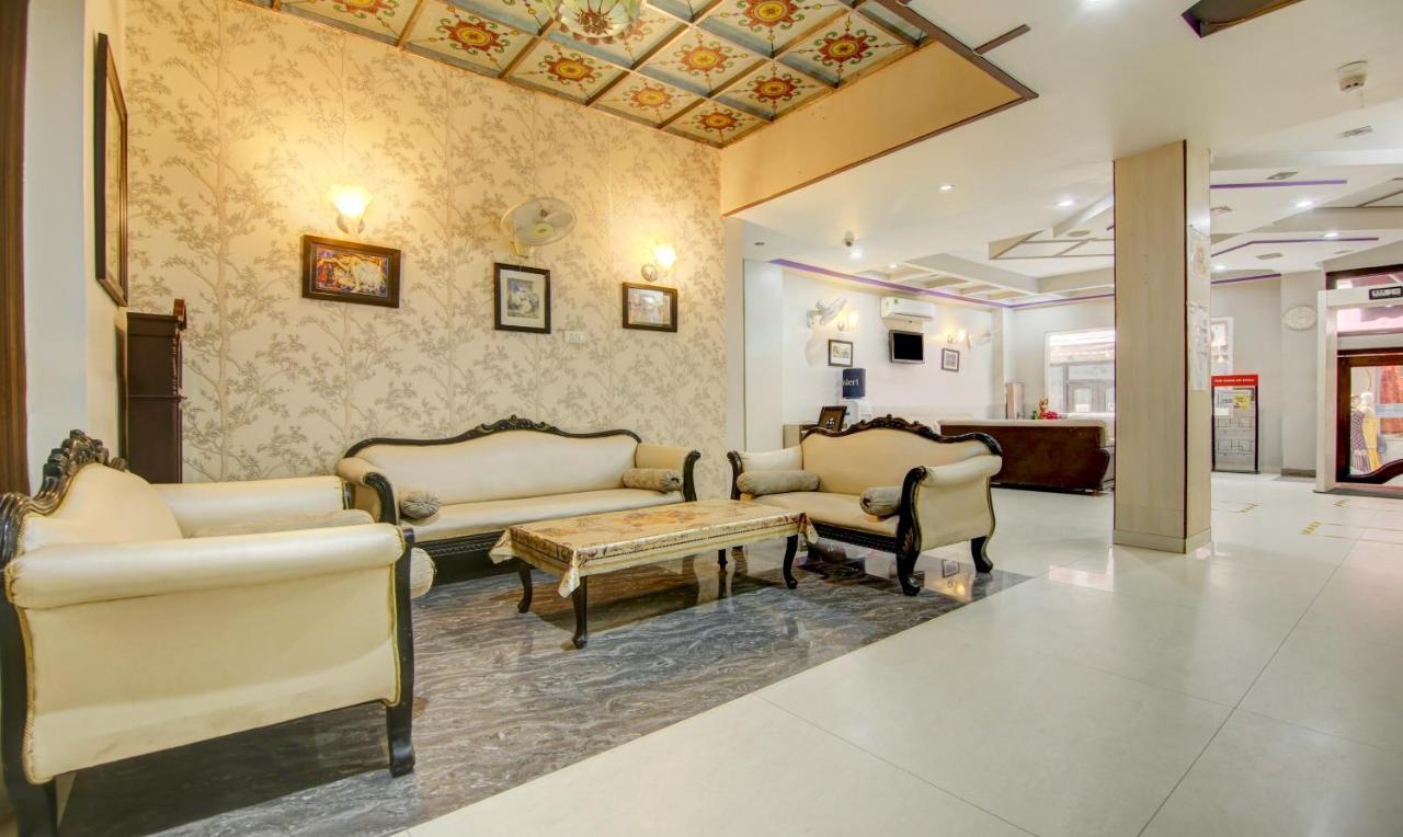 Treebo Rockwell Plaza Otel Yeni Delhi Dış mekan fotoğraf