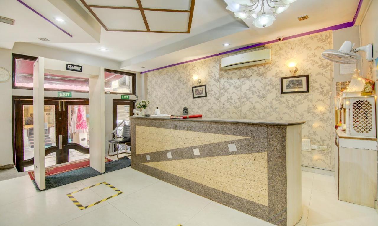 Treebo Rockwell Plaza Otel Yeni Delhi Dış mekan fotoğraf