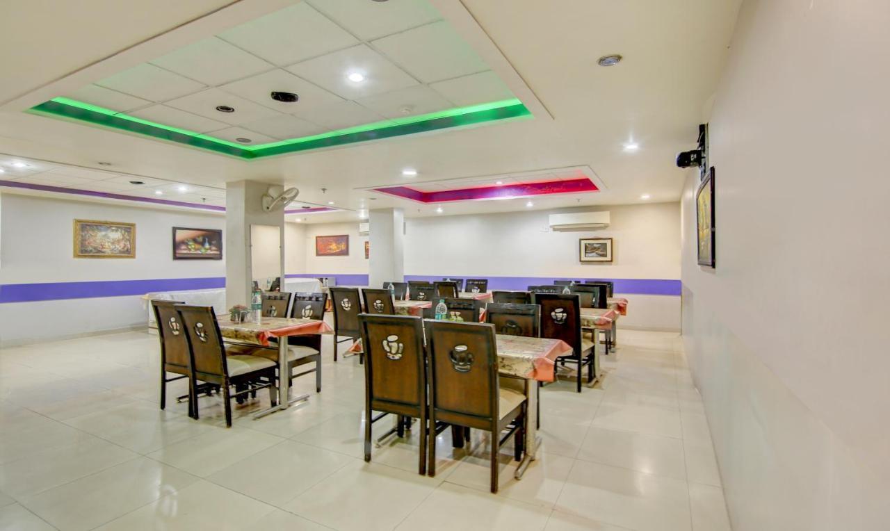 Treebo Rockwell Plaza Otel Yeni Delhi Dış mekan fotoğraf