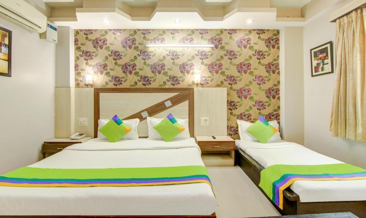 Treebo Rockwell Plaza Otel Yeni Delhi Dış mekan fotoğraf