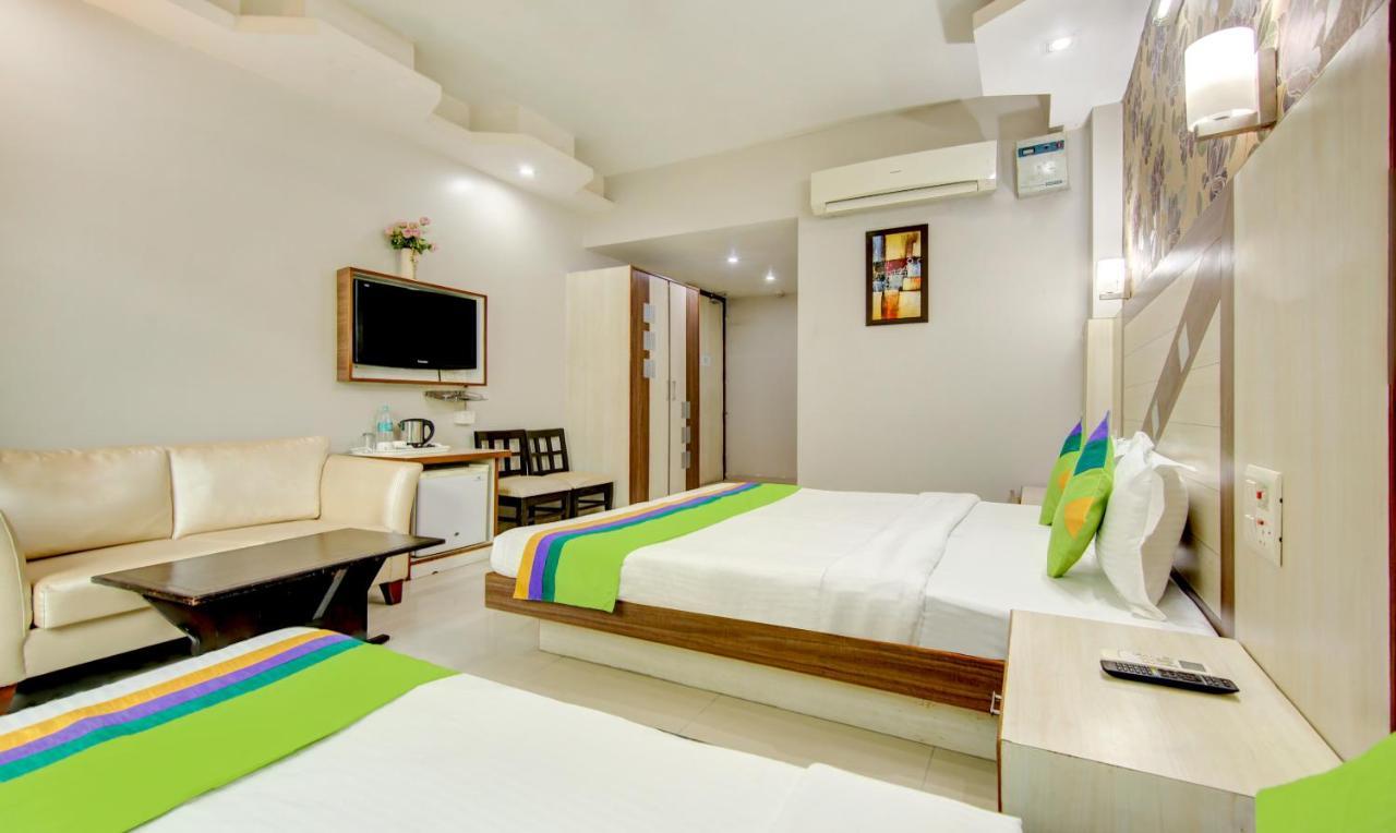 Treebo Rockwell Plaza Otel Yeni Delhi Dış mekan fotoğraf